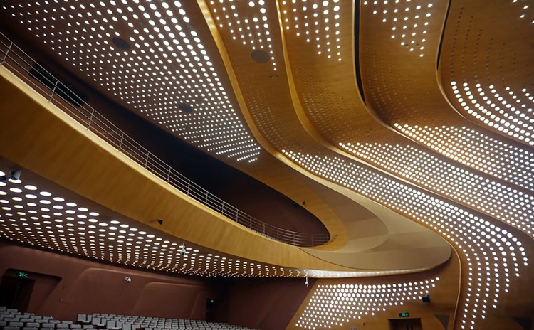 內(nèi)蒙古烏蘭察布劇院微孔吸音板聲學(xué)工程-1 內(nèi)蒙古烏蘭察布劇院微孔吸音板聲學(xué)工程-1